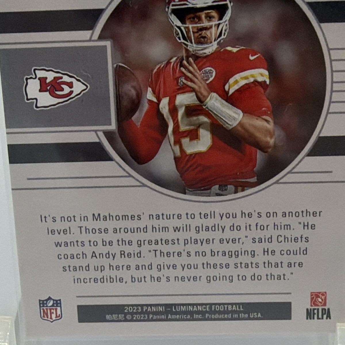 Panini 2023 Luminance Football Fuzion Insert Patrick Mahomes II #2 Chiefs