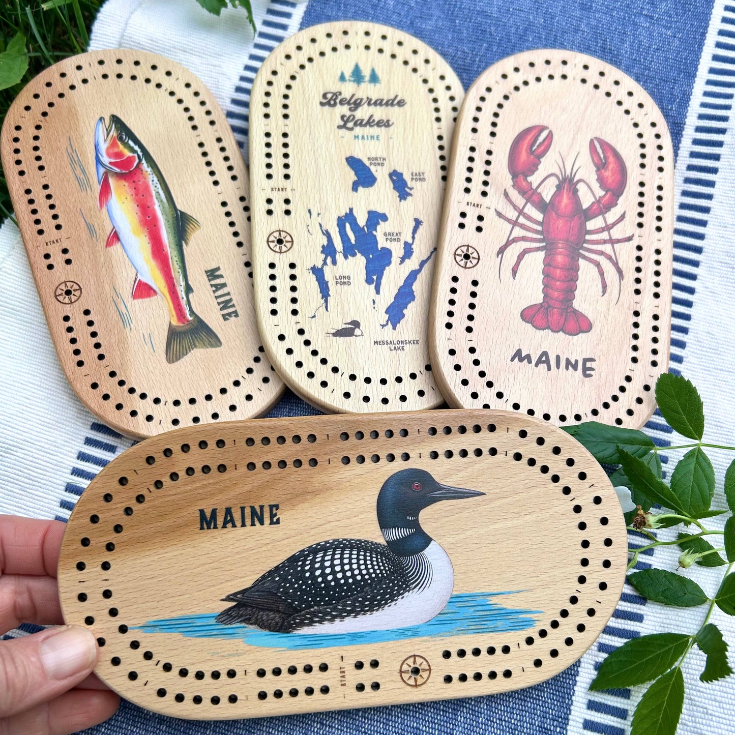 deluxe mini cribbage board, travel cribbage set, wildlife cribbage board, Cast and Carve games, pocket cribbage board, maple walnut game board, custom cribbage pegs, souvenir cribbage board, Maine made gift, eco friendly travel game, camping, hiking