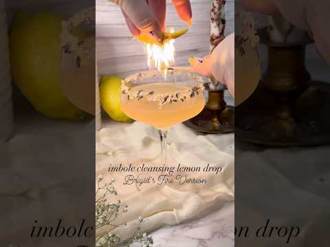 Witchcraft cocktail recipes, potion-inspired drinks, magical mixology book, witch-themed beverages, Julia Halina Hadas cocktails, ritual drink recipes, fantasy drink book, spellbinding cocktails, drinks for witches, craft cocktails with a magical twist