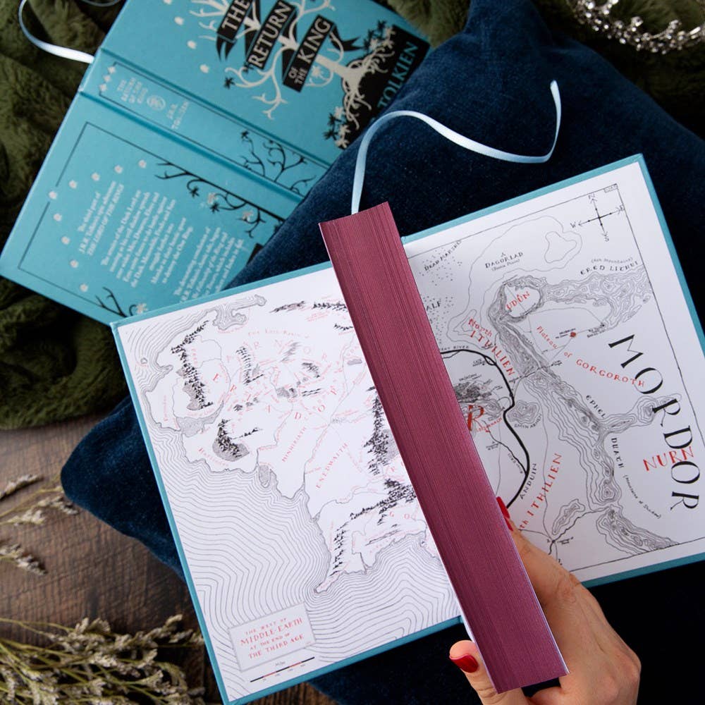 Return of the King collectors edition, JRR Tolkien special edition hardcover, Lord of the Rings collector series, Tolkien foil-stamped hardcover, stained edges Tolkien edition, Sam and Frodo Mordor journey, epic fantasy classic Tolkien, HarperCollins collector Tolkien, Rogue & Rye book collection, matching Tolkien hardcover set.