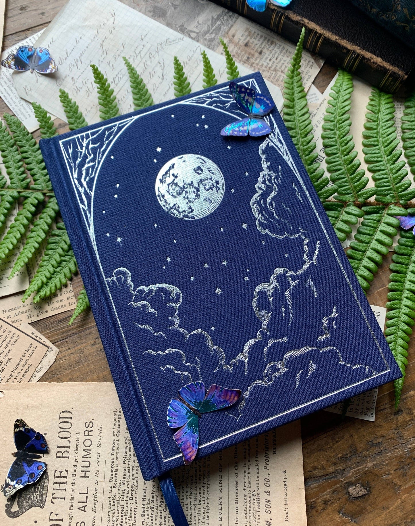 B6 blank RPG journal, vegan gaming notebook, fantasy campaign notebook, D&D character sketchbook, tabletop RPG map journal, RPG game note notebook, elegant RPG accessories, blank ivory paper journal, fantasy storytelling notebook, blank notebook for gamers, for artists