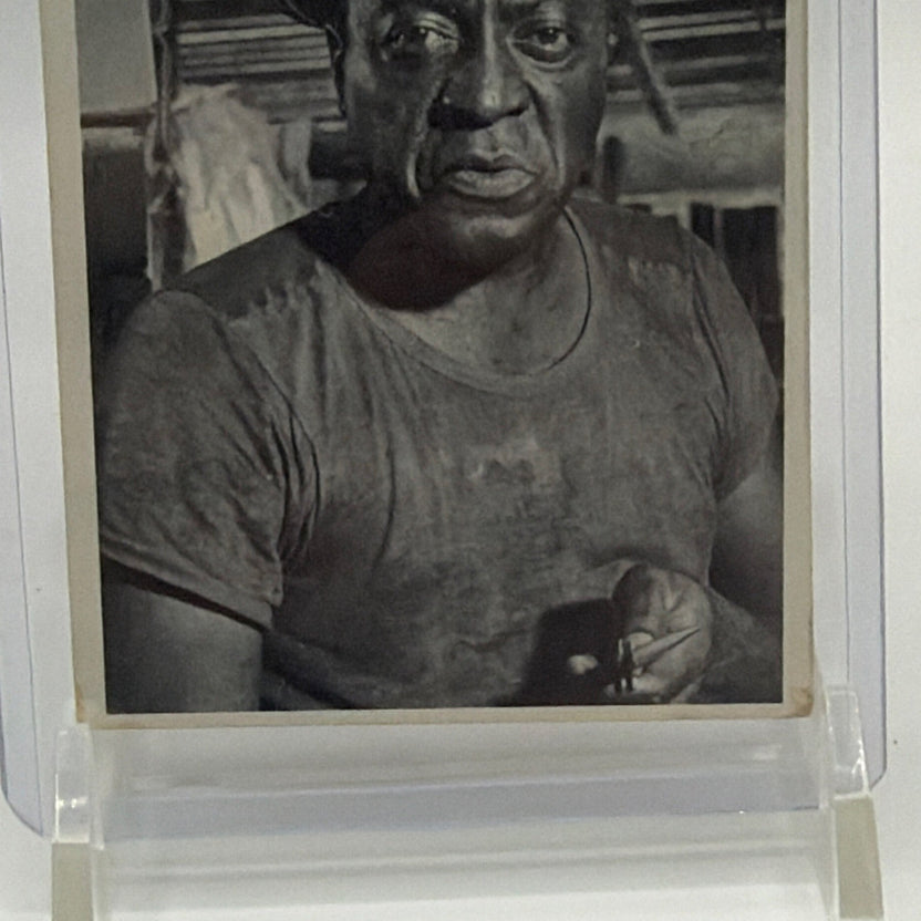 Alternate front view of 1965 Philadelphia Gum James Bond #5 Quarrel vintage movie trading card