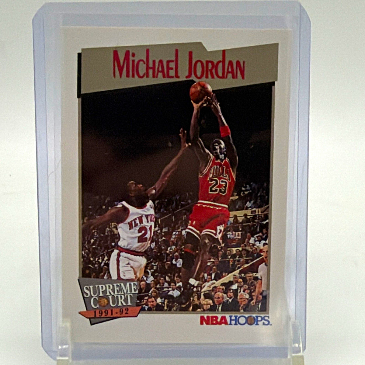 Front of 1991-92 NBA Hoops Michael Jordan Supreme Court #455 basketball card