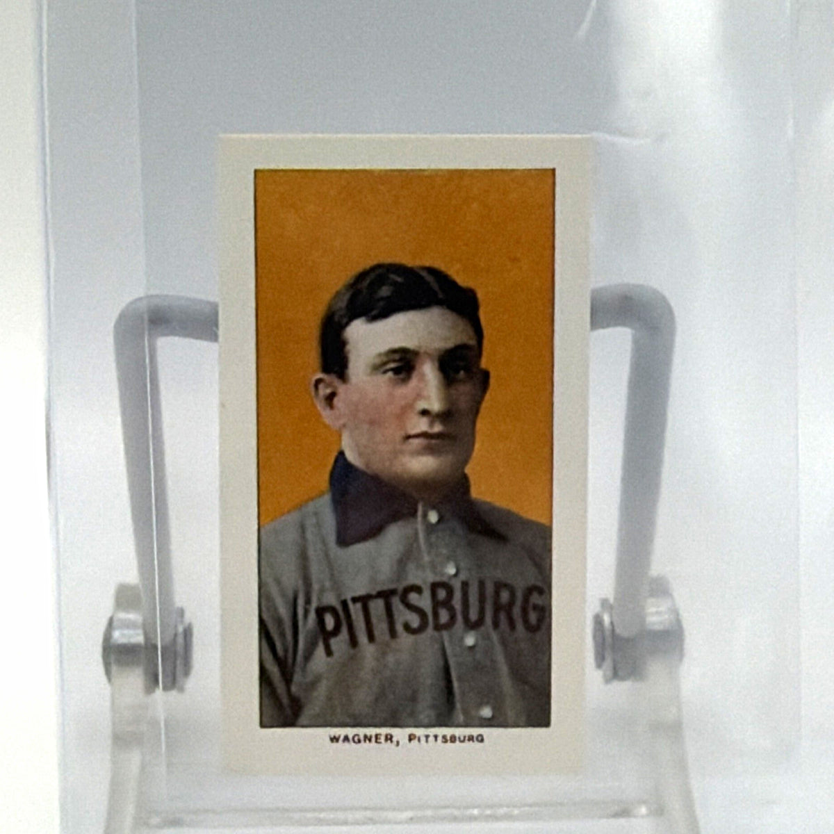 Front of 2000 Topps MLB FanFest Honus Wagner commemorative T206 tobacco card reprint