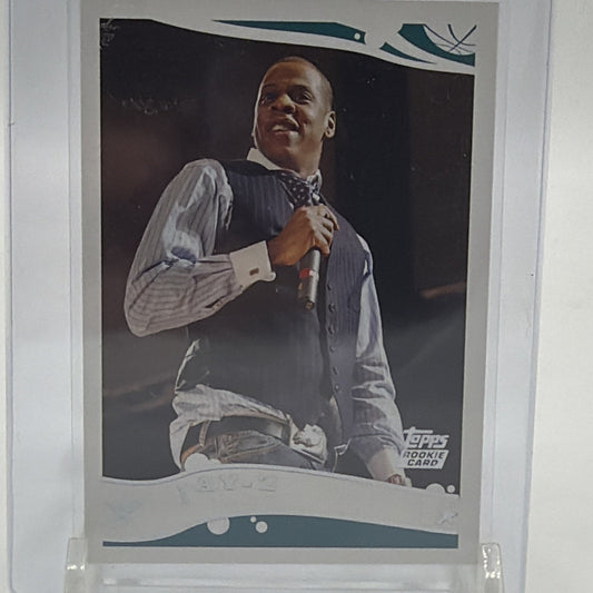 Front of 2005-06 Topps Basketball Jay-Z #255 featuring Jay-Z with the New Jersey Nets