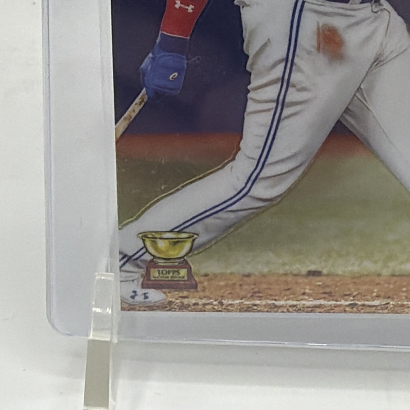 Detail photograph of lower edge and corner of Vladimir Guerrero Jr. Topps Chrome Rookie Cup card
