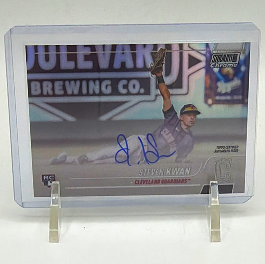 Front of 2022 Topps Stadium Club Chrome Steven Kwan rookie autograph #SCCUA-SK Cleveland Guardians card