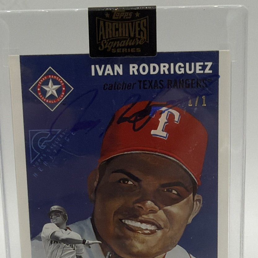 Close-up of Ivan Pudge Rodriguez smiling in a Texas Rangers cap