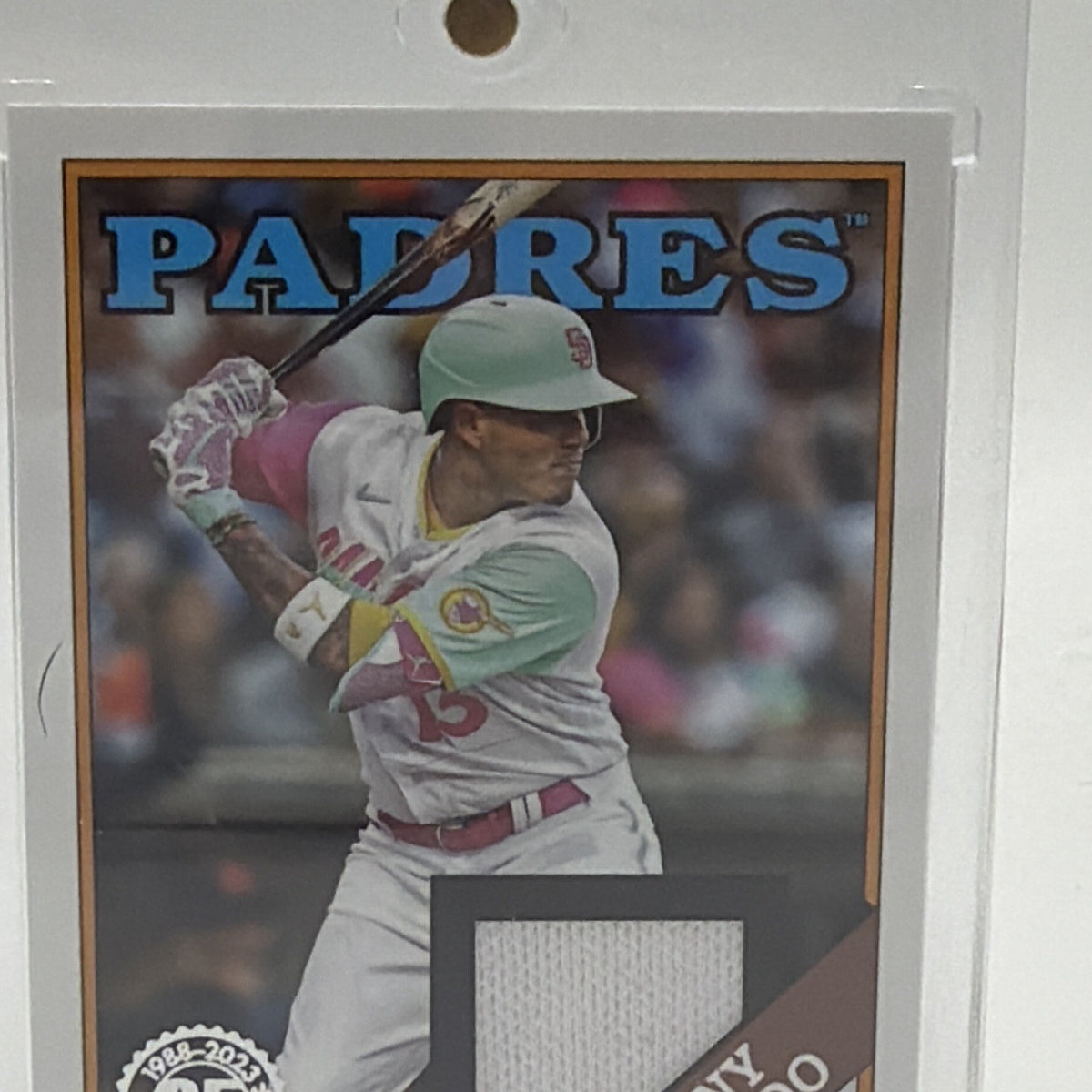 Front view of Manny Machado #88R-MM showing the game-used memorabilia swatch