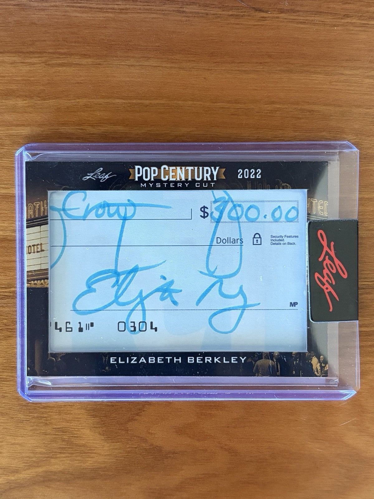 2022 Pop Century Elizabeth Berkeley Cut Autograph Auto