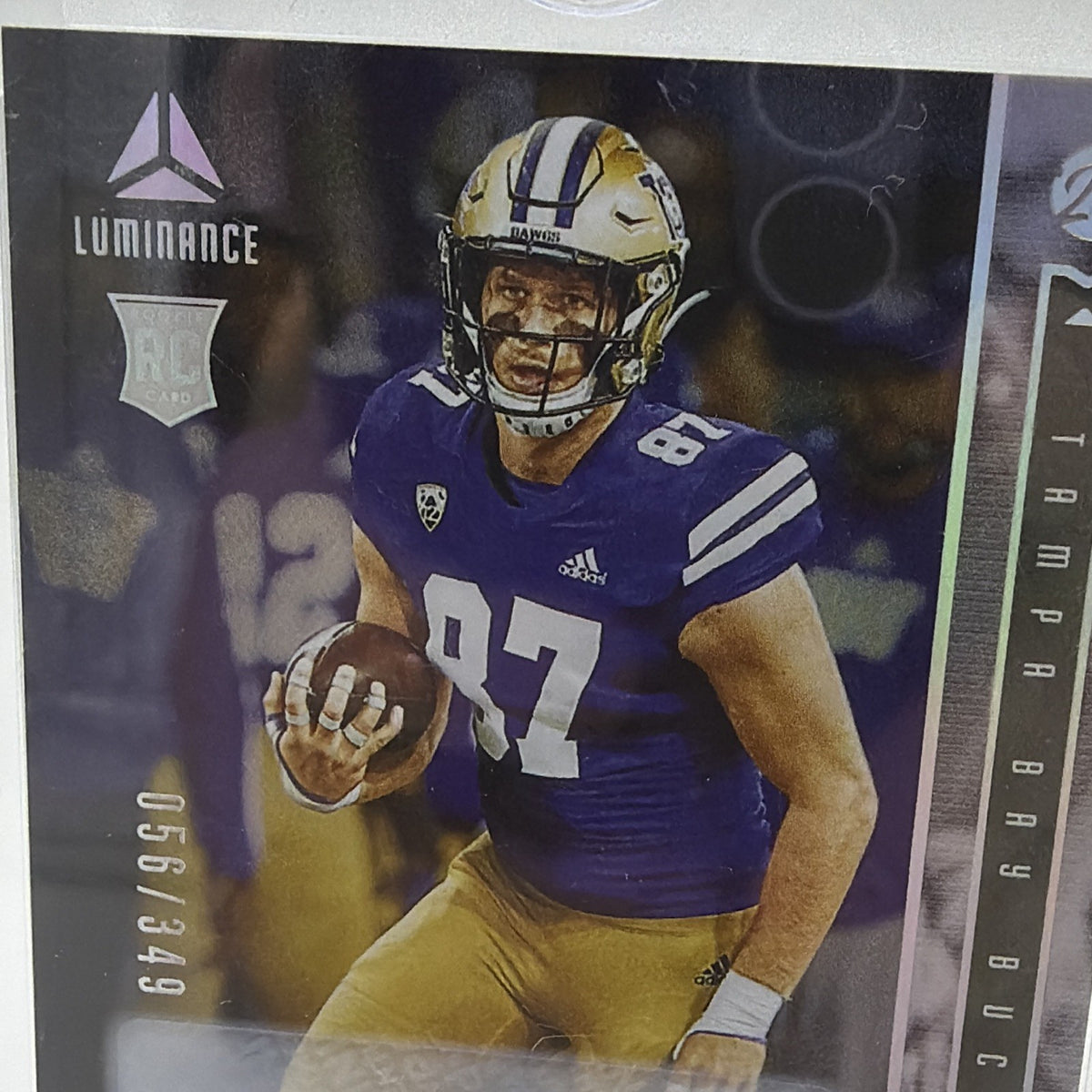 2022 Panini Luminance - Rookie Cade Otton #131 Autographs /349 (AU, RC)
