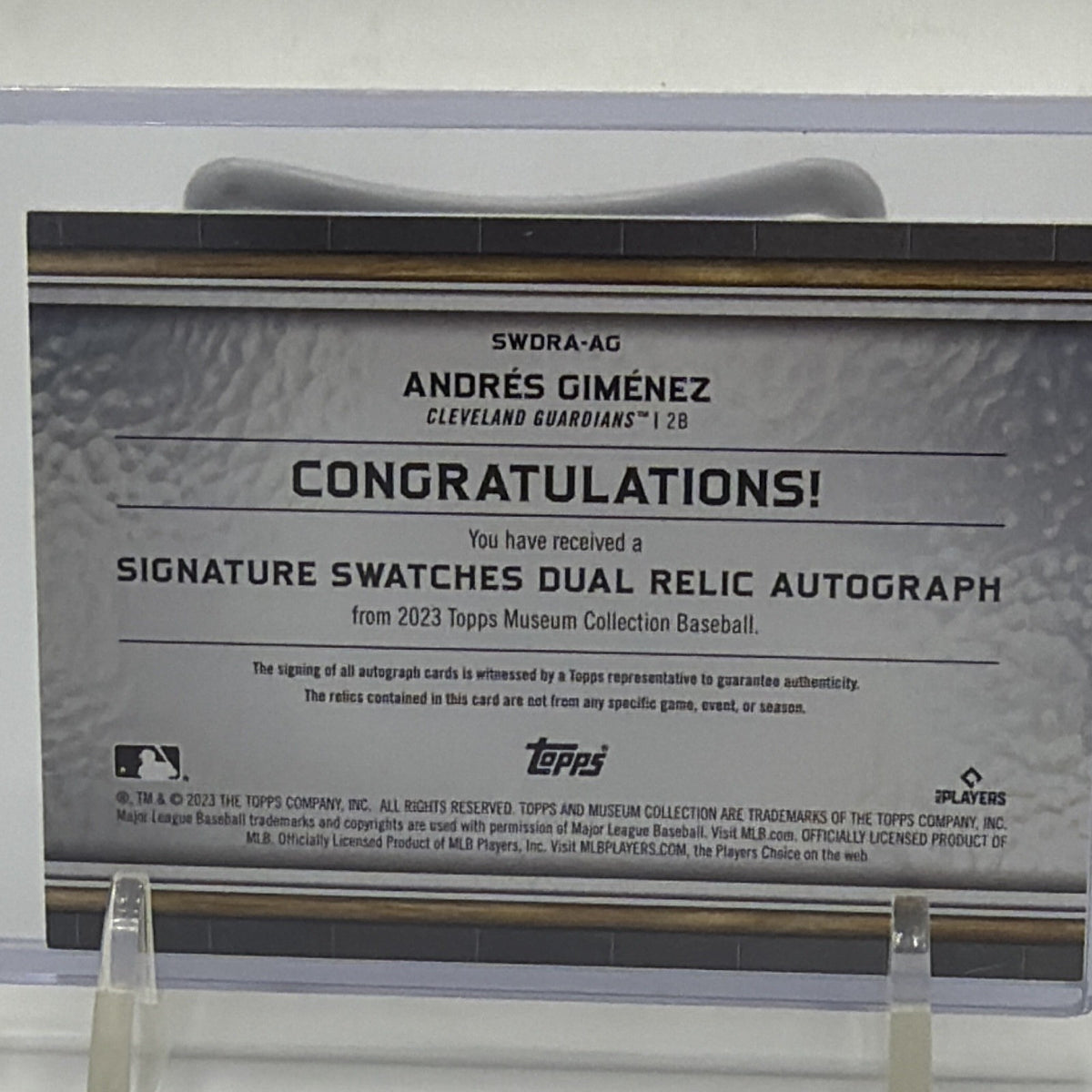 Back detail of Andrés Giménez Museum Collection autograph dual relic numbered 204/399