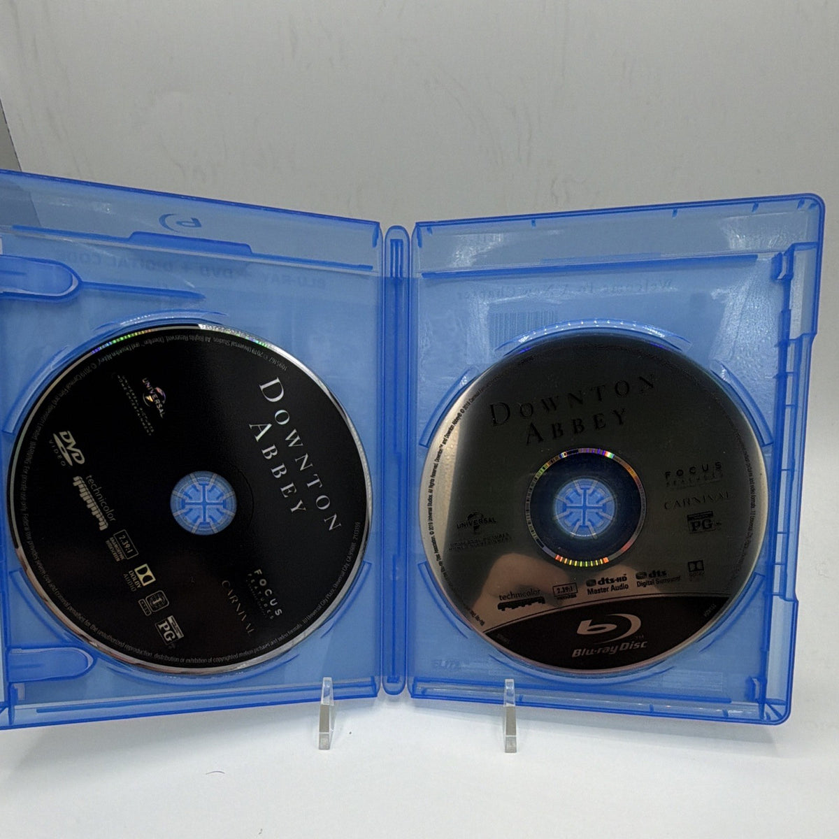 Open Downton Abbey: The Motion Picture case showing both included physical discs