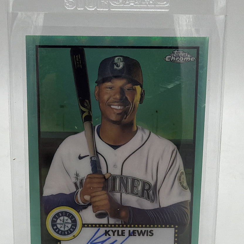 Close-up of Kyle Lewis blue-ink on-card autograph on 2021 Topps Chrome Platinum Anniversary