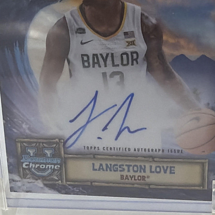 Close-up of blue autograph on Langston Love Big Kahuna #BKA-LL Baylor card