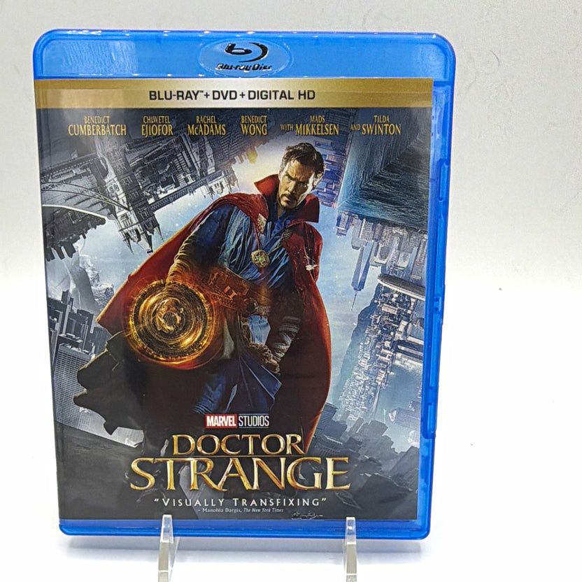 Front of Marvel Studios Doctor Strange 2016 Blu-ray, DVD and Digital HD edition starring Benedict Cumberbatch