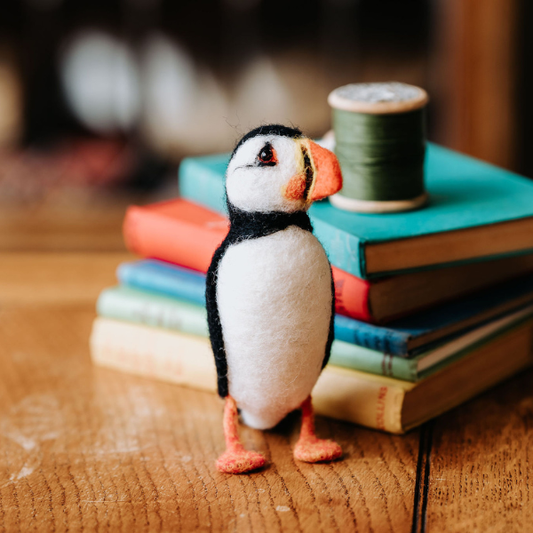 atlantic puffin needle felting kit, british birds craft kit, puffin wool felting project, beginner felting kit puffin, The Crafty Kit Company bird kits, DIY puffin needle felt, coastal animal craft kit, Corriedale wool puffin, handmade puffin felting kit, bird lover gift idea