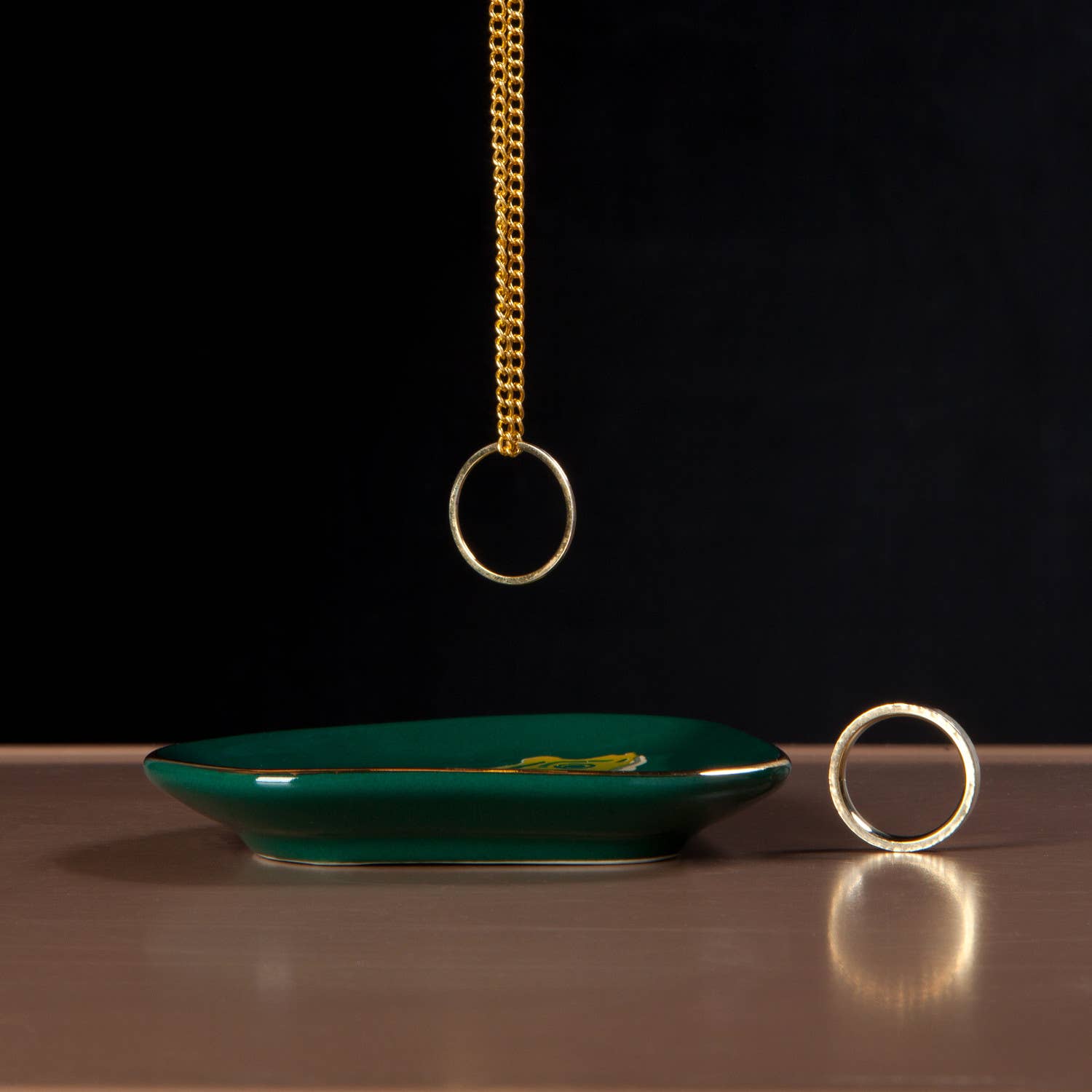 frog trinket tray, frog shaped dish, ceramic catchall tray, Danica Studio trinket tray, whimsical home decor, animal trinket tray, jewelry tray, entryway tray, giftable decor