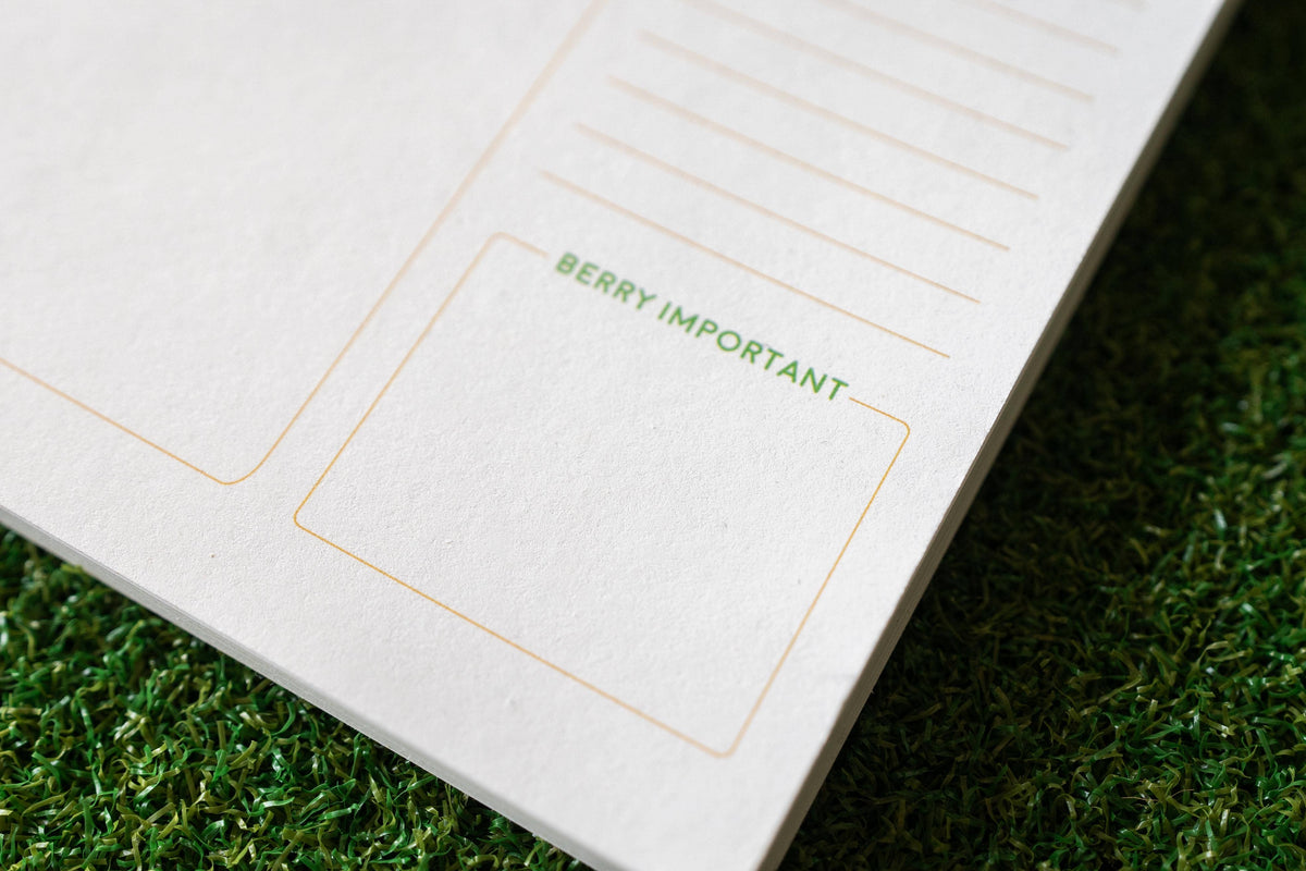 Field Notes and weekly planning sections on the Freshly Planned planner