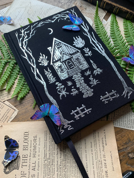 RPG journal B6 notebook, lined game journal, fantasy campaign notebook, DnD grimoire notebook, vegan RPG stationery, character lore journal, world-building notebook, elegant RPG notebook, 120gsm paper lined journal, black linen foil stamped notebook