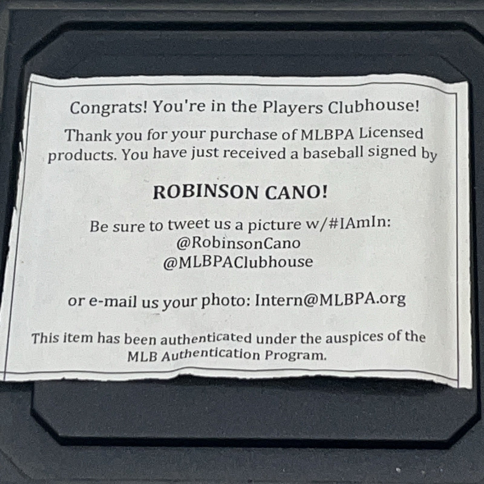 MLB Players Clubhouse certificate accompanying a Robinson Canó autographed baseball.