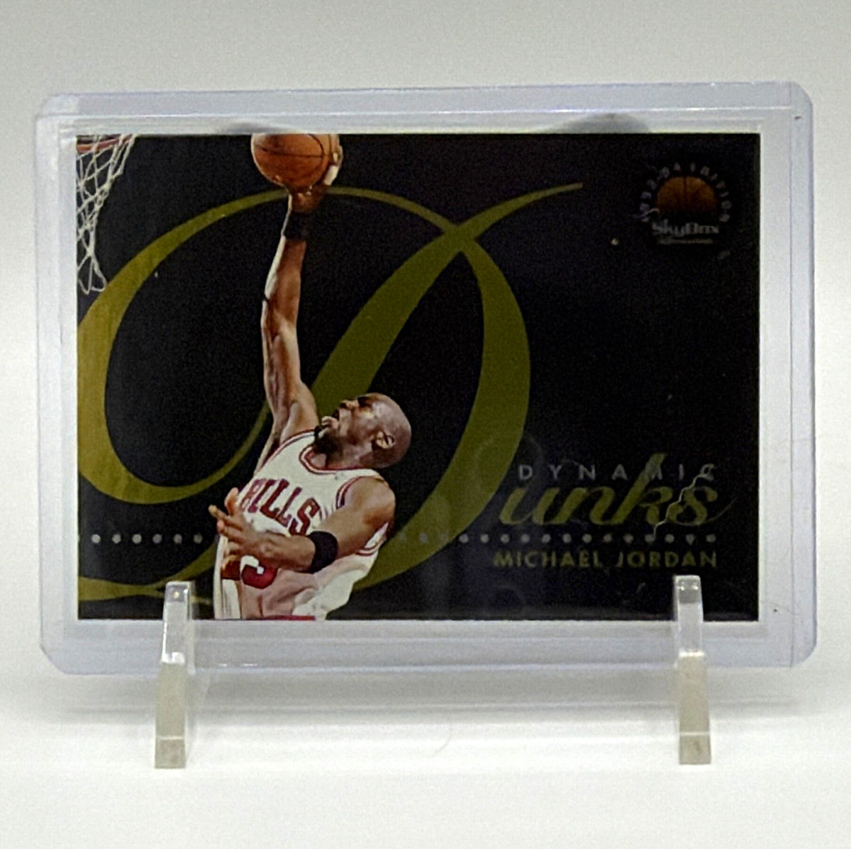 SkyBox 1993-94 SkyBox Premium Dynamic Dunks Michael Jordan #D4 Bulls Insert
