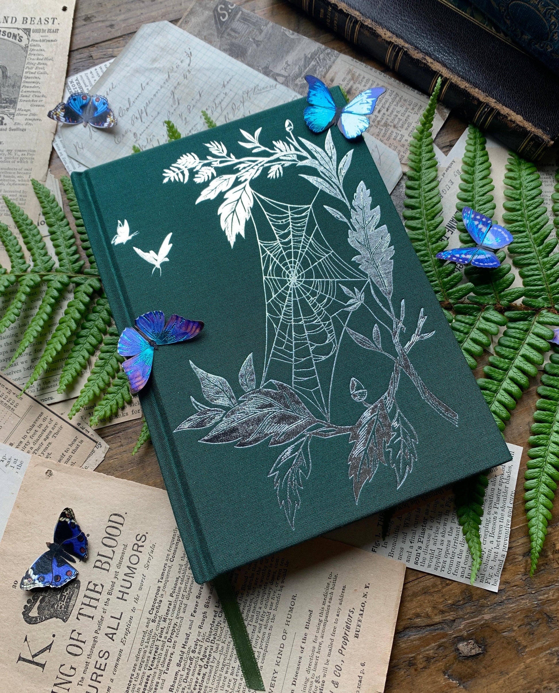 B6 watercolor RPG sketchbook, vegan watercolor journal, tabletop RPG art notebook, fantasy character sketchbook, wet media gaming notebook, RPG journaling tools, artistic D&D accessories, watercolor paper sketchbook for roleplaying, RPG map sketch journal, fantasy worldbuilding notebook